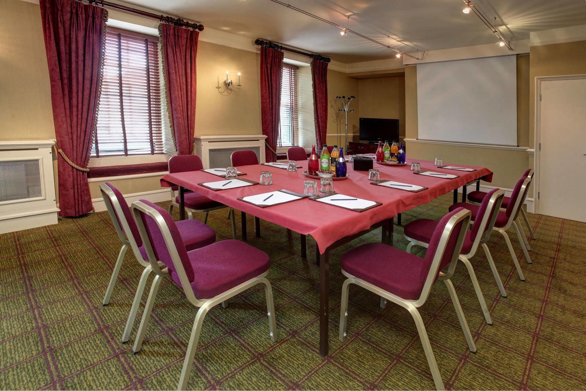 Best Western Plus Angel Hotel Chippenham  Esterno foto